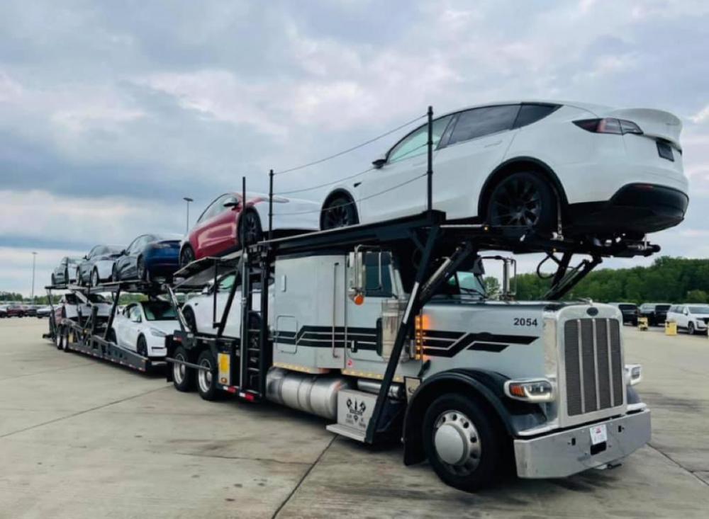 car-shipping-bakersfield-oriented