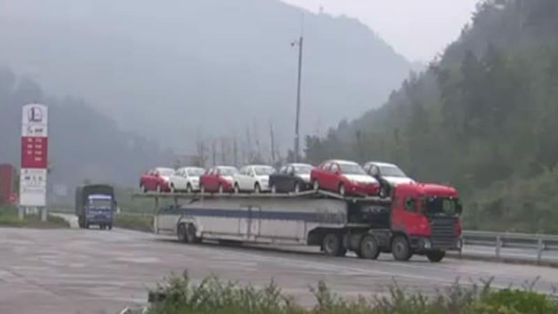 Chinas Side By Side Double Decker Auto Transporter