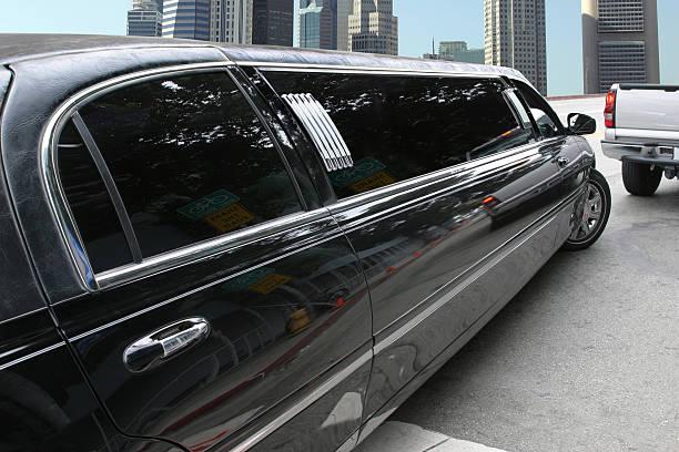 Limousine Shipping Services