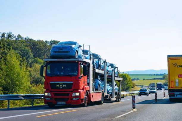 Why Reliable Vehicle Carrier Networks Are Important In Car Shipping
